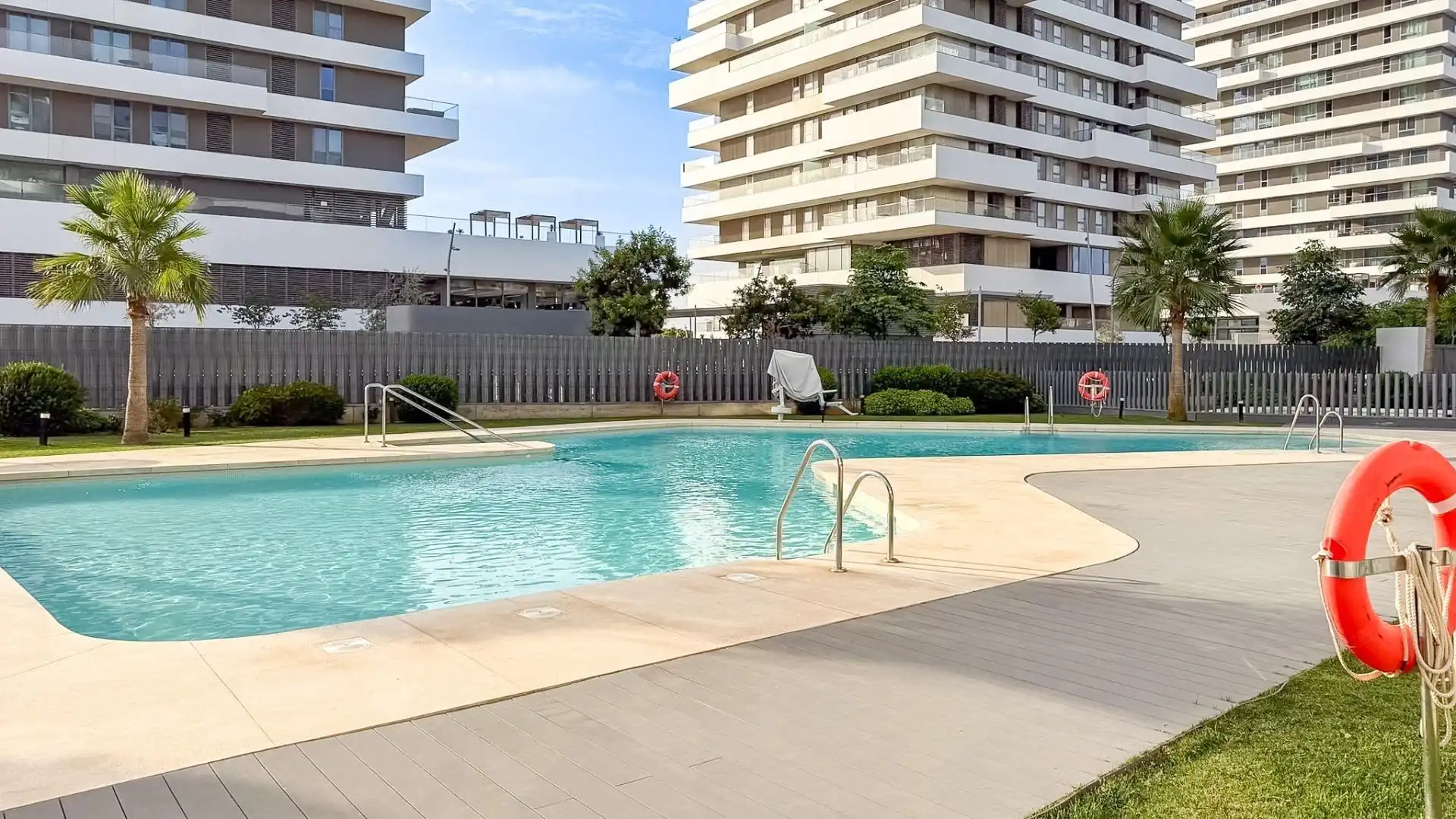 Schwimmbecken von Wohnung zur Miete in Málaga mit Klimaanlage, Heizung und Privatgarten