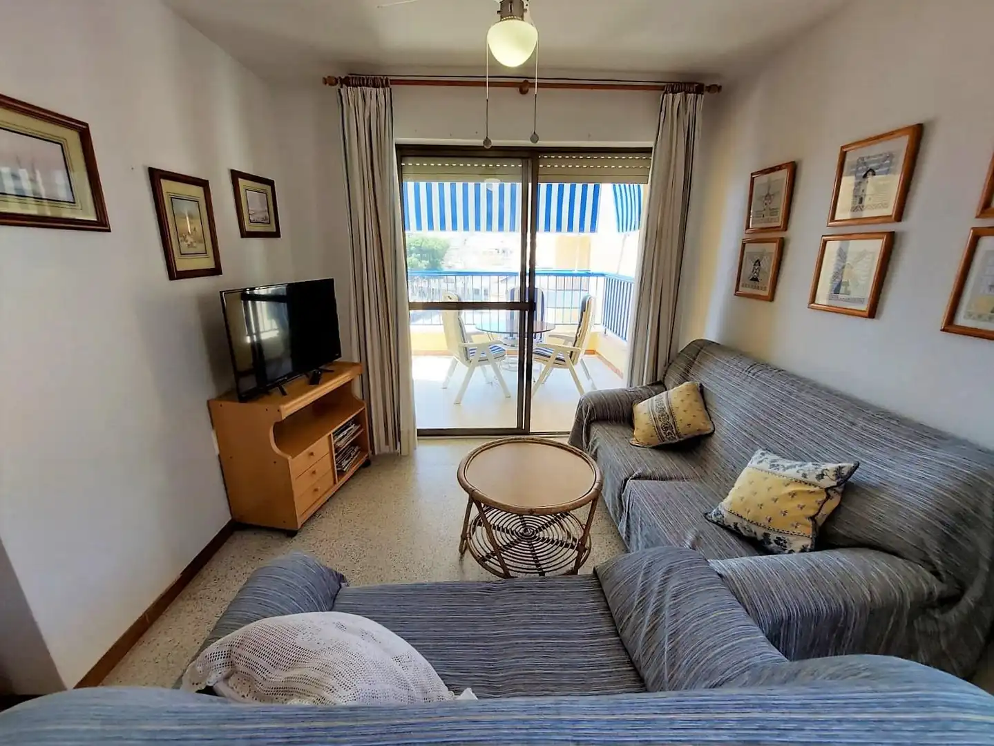 Living room of Flat for sale in Pulpí  with Terrace, Furnished and Balcony