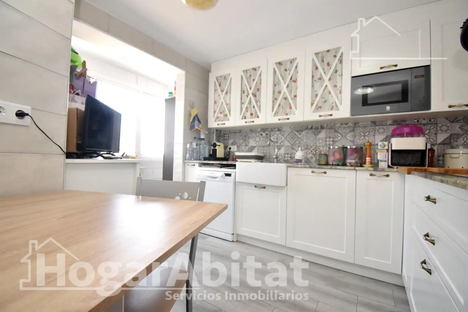 Kitchen of Flat for sale in Castellón de la Plana / Castelló de la Plana  with Air Conditioner, Heating and Furnished