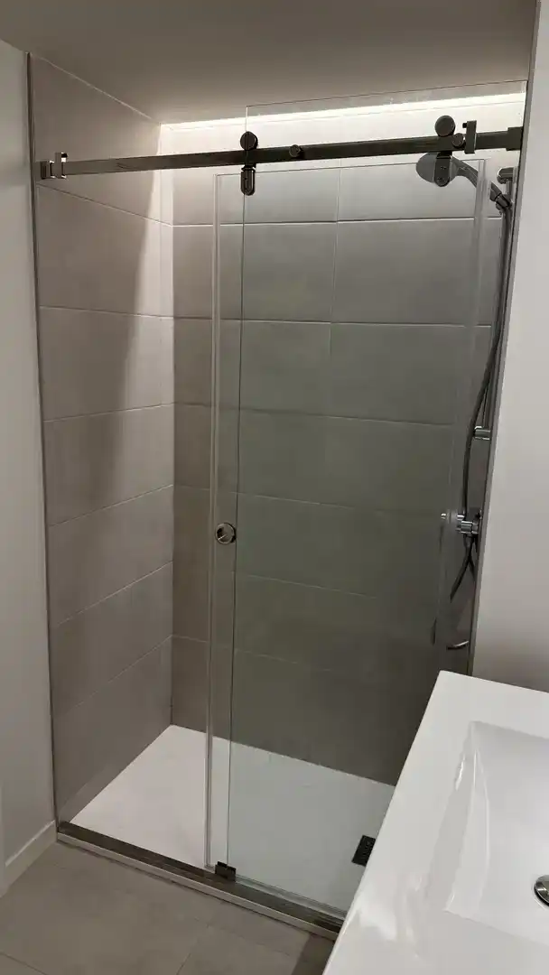 Bany de Pis de lloguer en Mataró amb Aire condicionat, Parquet i Piscina