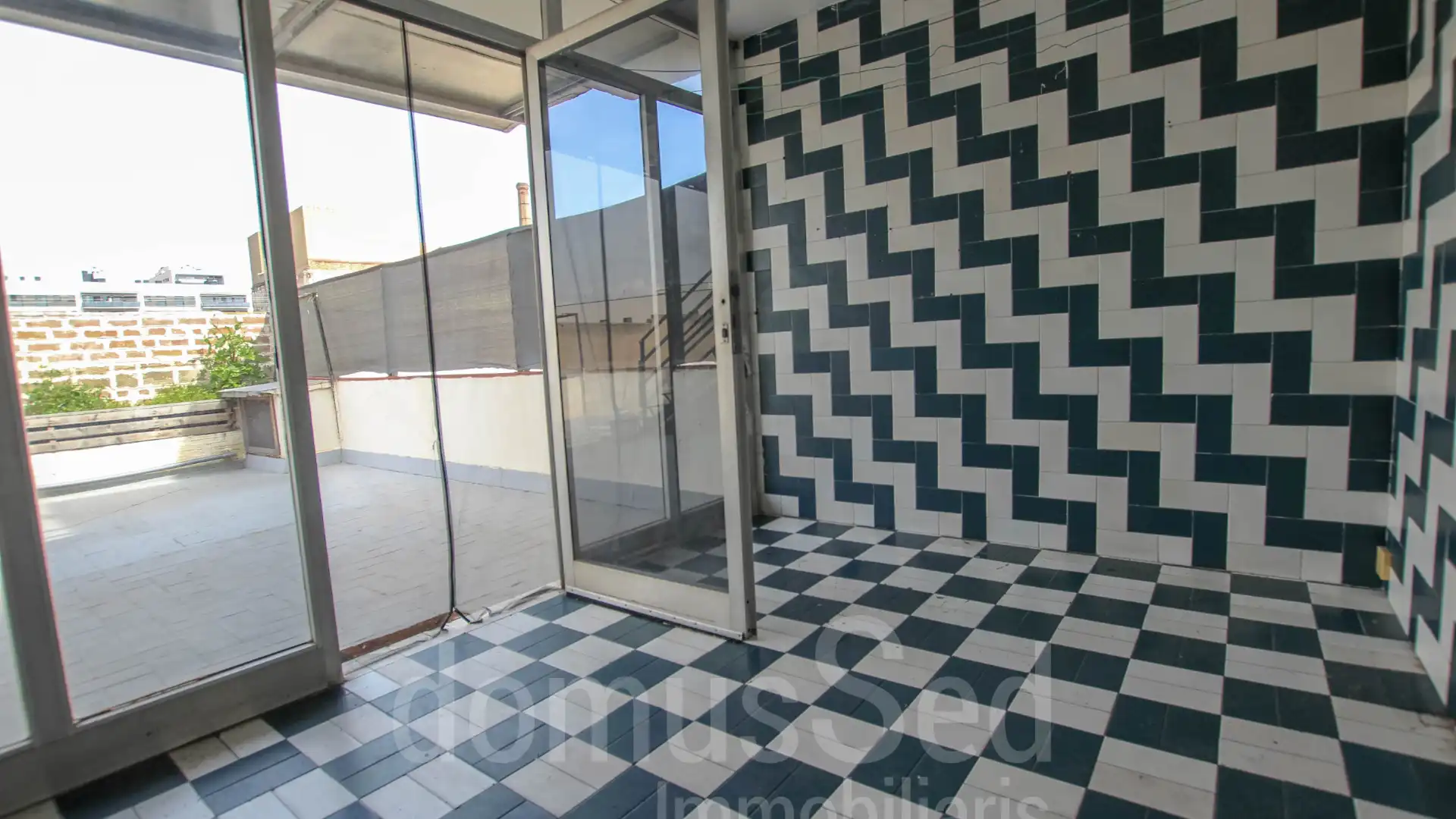 Exterior view of Houses for sale in Badalona  with Terrace