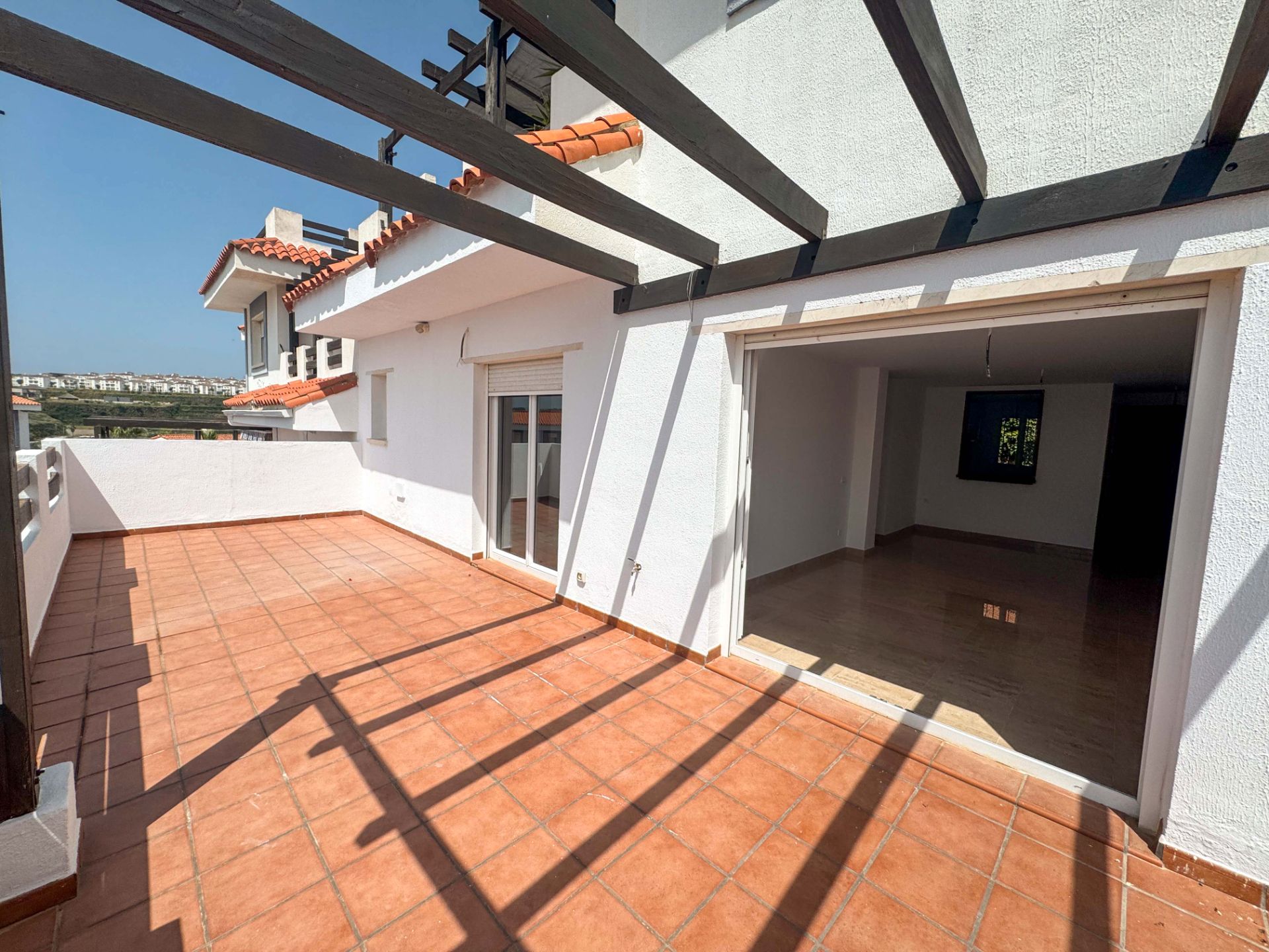 Terrassa de Apartament en venda en Manilva amb Terrassa i Piscina comunitària