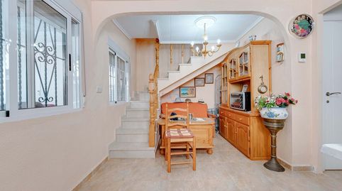 Casa adosada bien mantenida de 3 dormitorios y 2 baños en La Marina, jardín, aire acondicionado y solárium con hermosas vistas a l, imatge 5