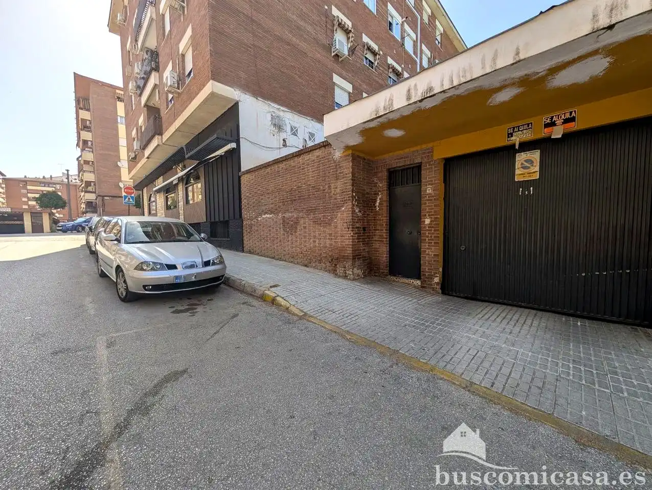 Vista exterior de Garatge en venda en Linares