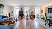 Living room of Flat for sale in  Madrid Capital  with Air Conditioner, Heating and Storage room