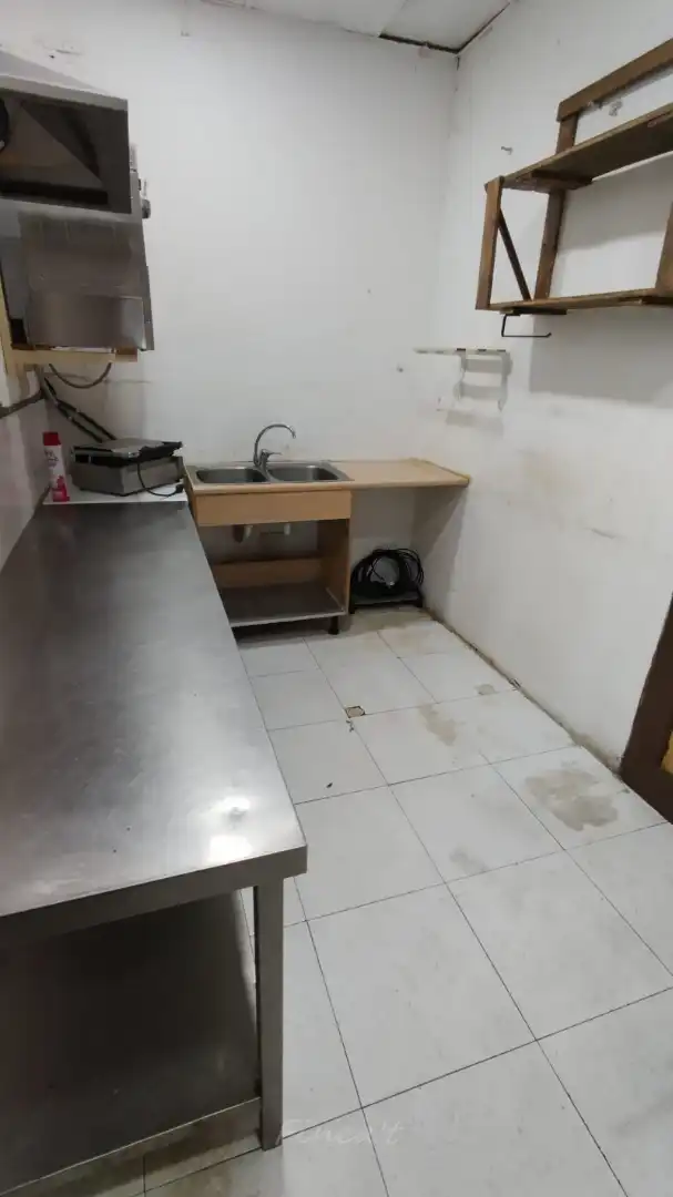 Gewerbefläche zur Miete in Avinguda de la Vila 25, imagen 7