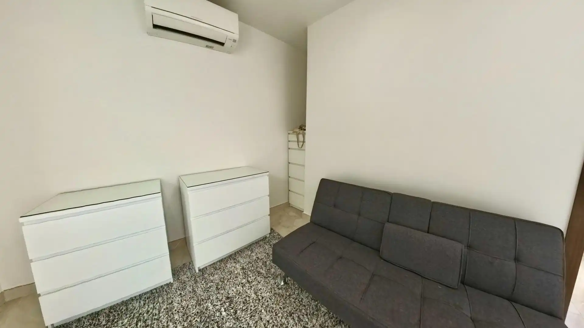 Reihenhaus mit Terrasse zur Miete in Calle CHARINAS, imagen 64