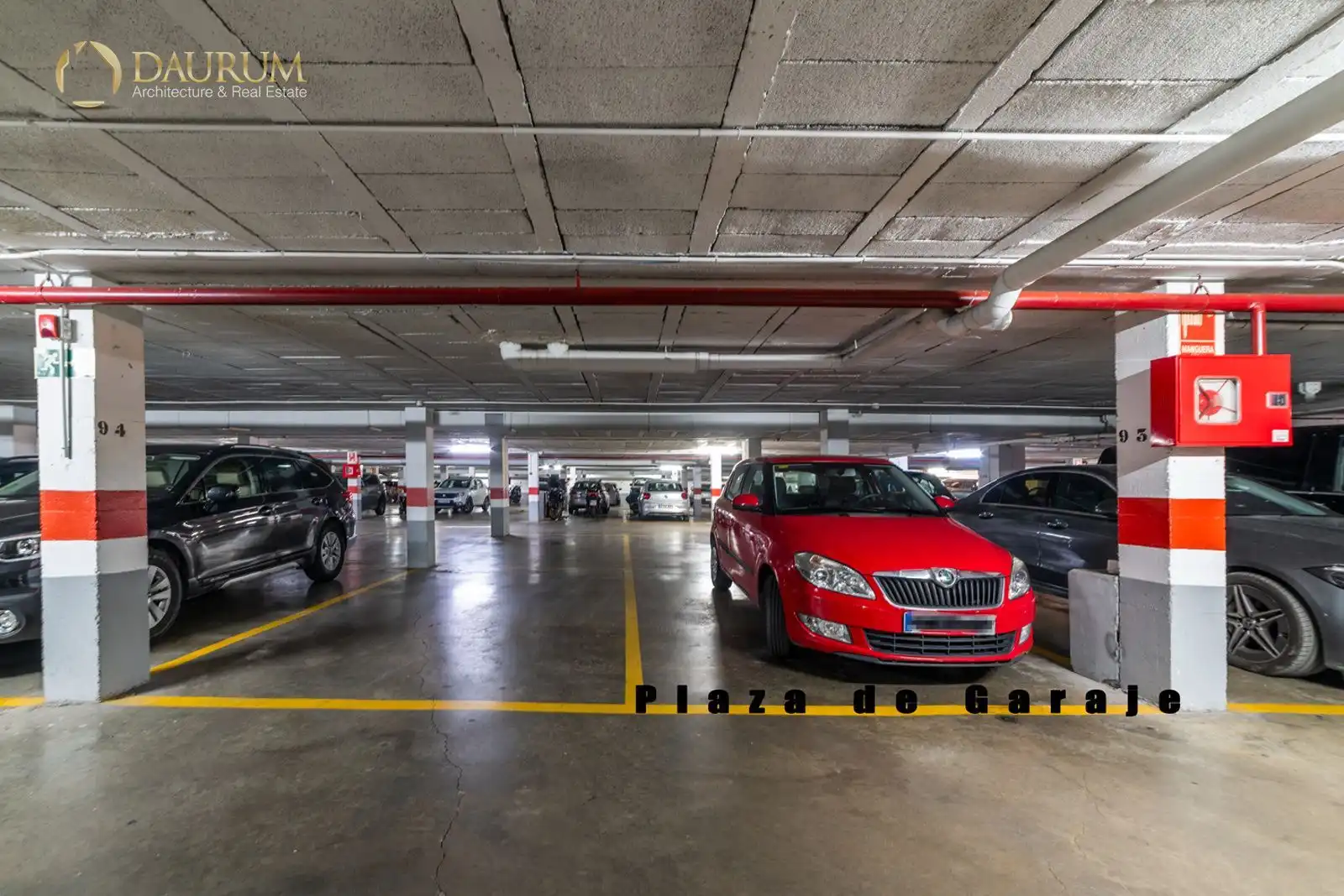 Parkplatz von Maisonette zum Verkauf in San Juan de Aznalfarache mit Klimaanlage, Heizung und Terrasse