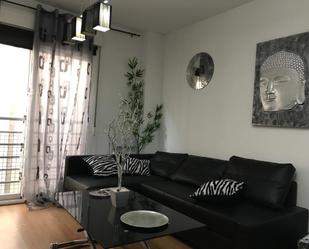 Sala d'estar de Apartament en venda en  Granada Capital amb Balcó