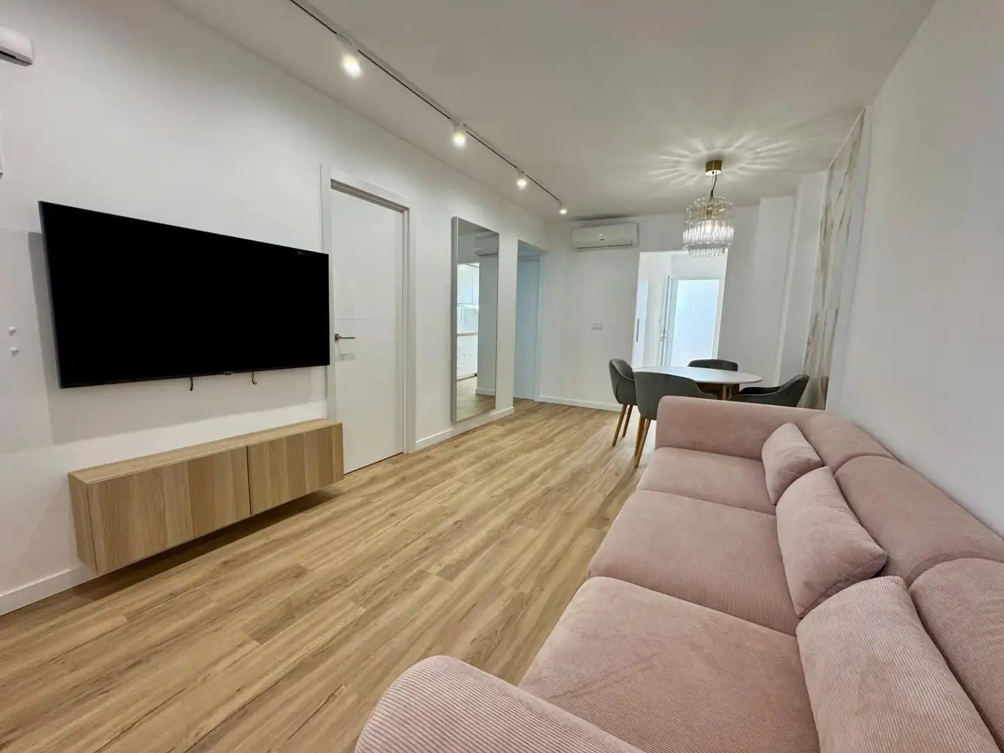 Apartment with pool for sale in Calle Abdelacies, imagen 2