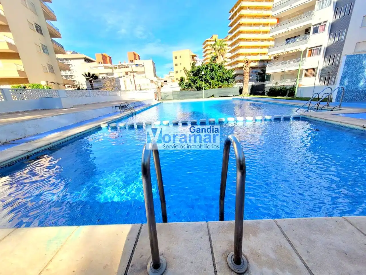 Schwimmbecken von Wohnungen zur Miete in Miramar mit Heizung, Terrasse und Möbliert