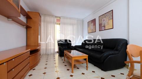 Foto 3 de Piso en venta en Carrer D'antonio Machado, Canyelles, Barcelona