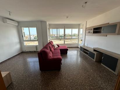 Living room of Flat to rent in Puçol  with Air Conditioner and Balcony