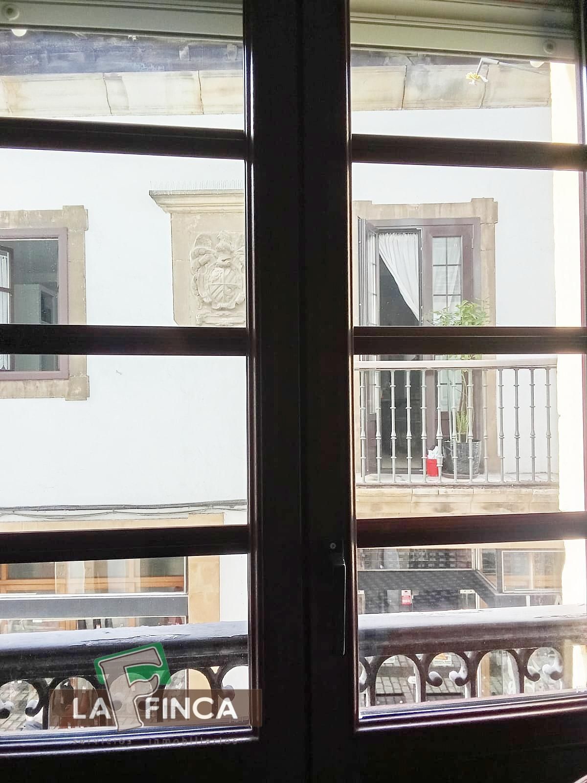 Vista exterior de Piso en venta en Villaviciosa con Terraza