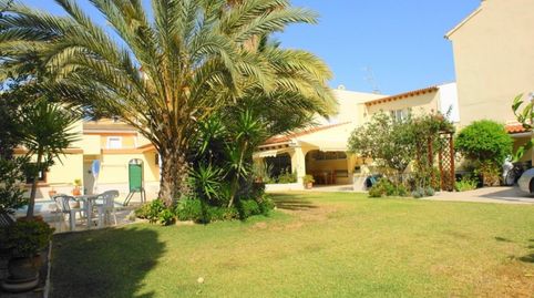 Chalet independiente en la mejor zona residencial de Vera.