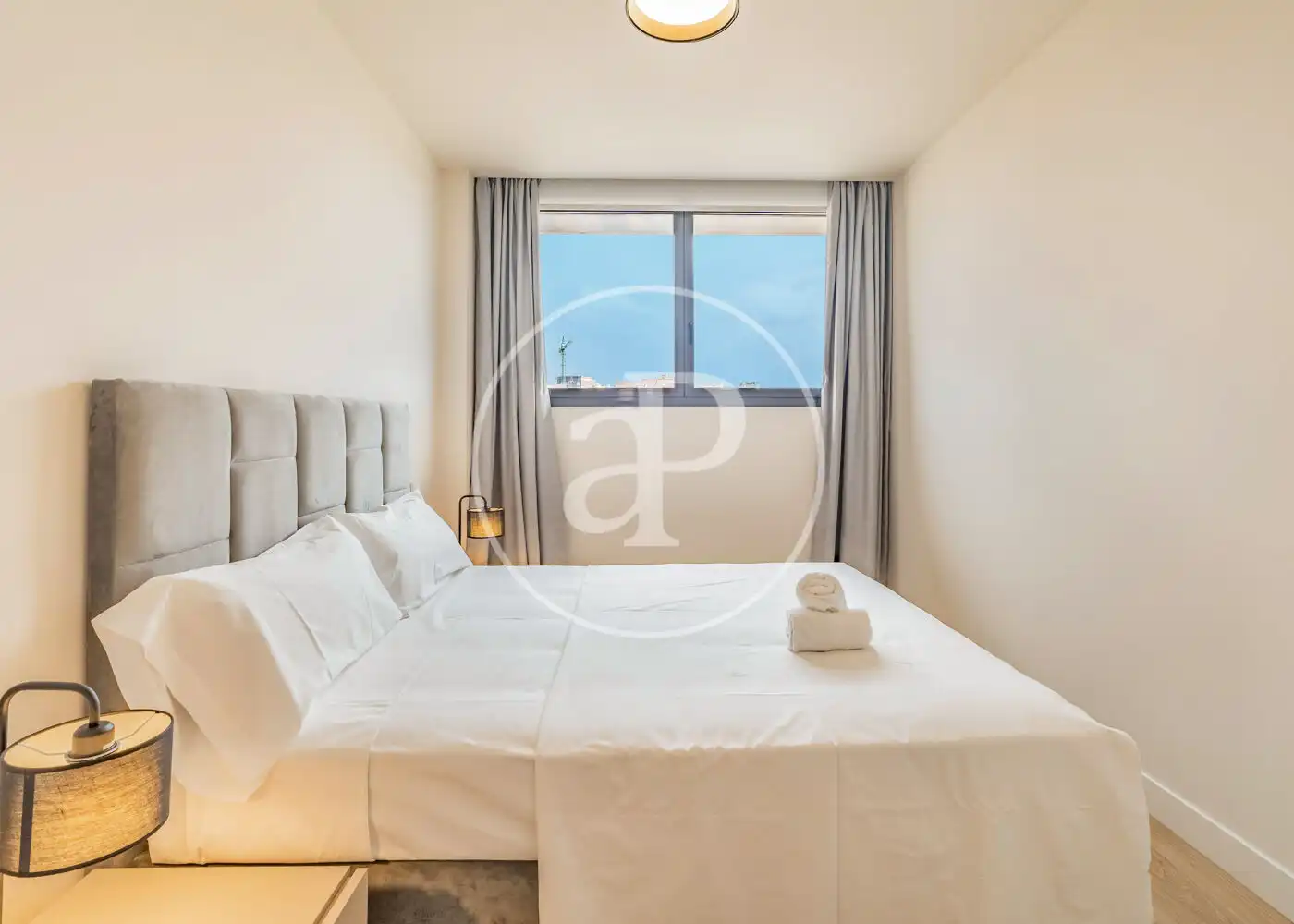 Bedroom of Flat for rent in Madrid  with Air Conditioner, Heating and Furnished