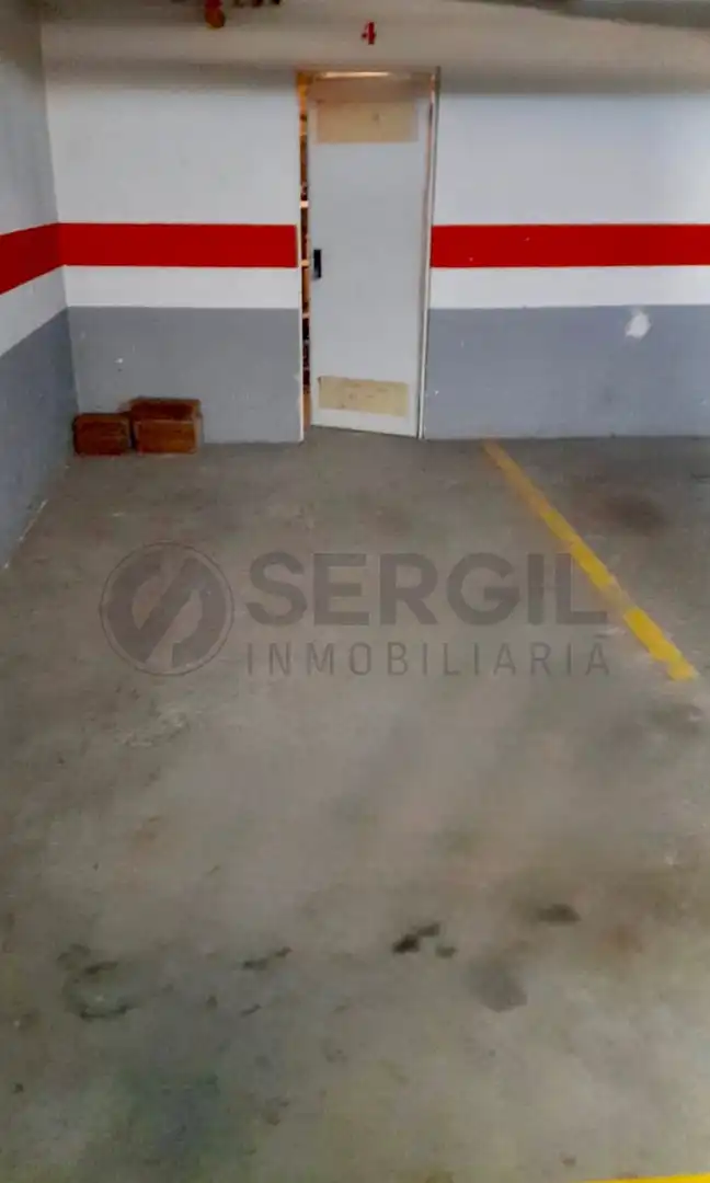 Parkplatz von Wohnung zum Verkauf in Palazuelos de Eresma mit Heizung, Abstellraum und Möbliert