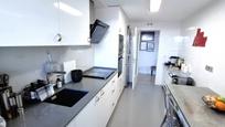 Kitchen of Flat for sale in Alcorcón  with Air Conditioner, Heating and Private garden