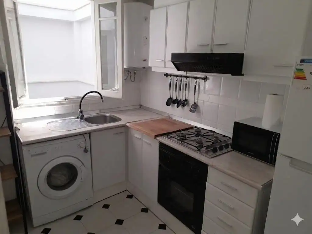 Küche von Wohnung zur Miete in Valencia mit Klimaanlage, Möbliert und Balkon