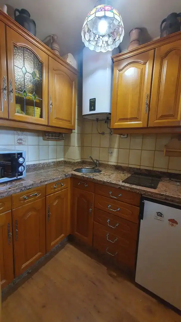 Cocina de Piso en venta en Lena con Calefacción y Piscina