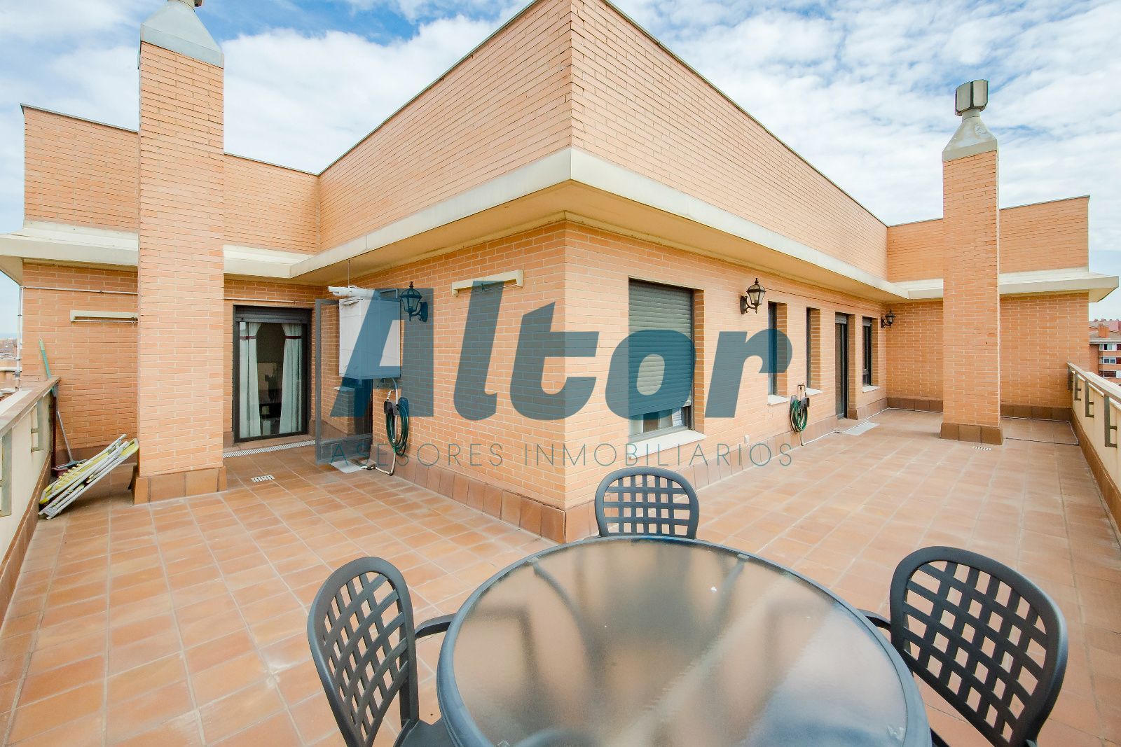 Àtic de lloguer a BARBATAIN, Puerta Bonita