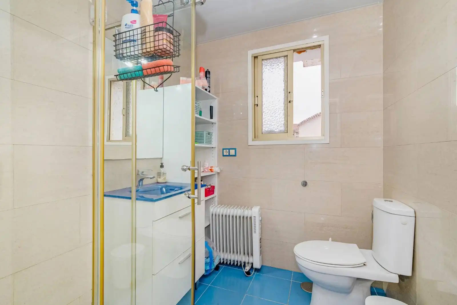 Bathroom of Flat for rent in Granada  with Furnished