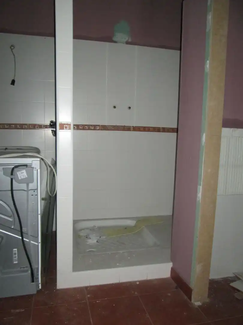 Bany de Local de lloguer en Carreño