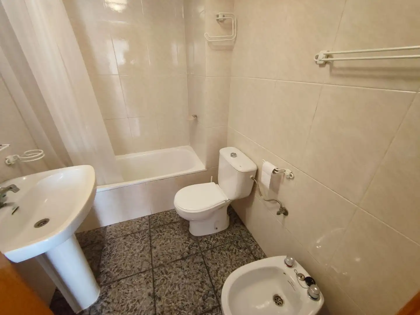 Bathroom of Flat for rent in Santa Pola  with Air Conditioner, Heating and Terrace