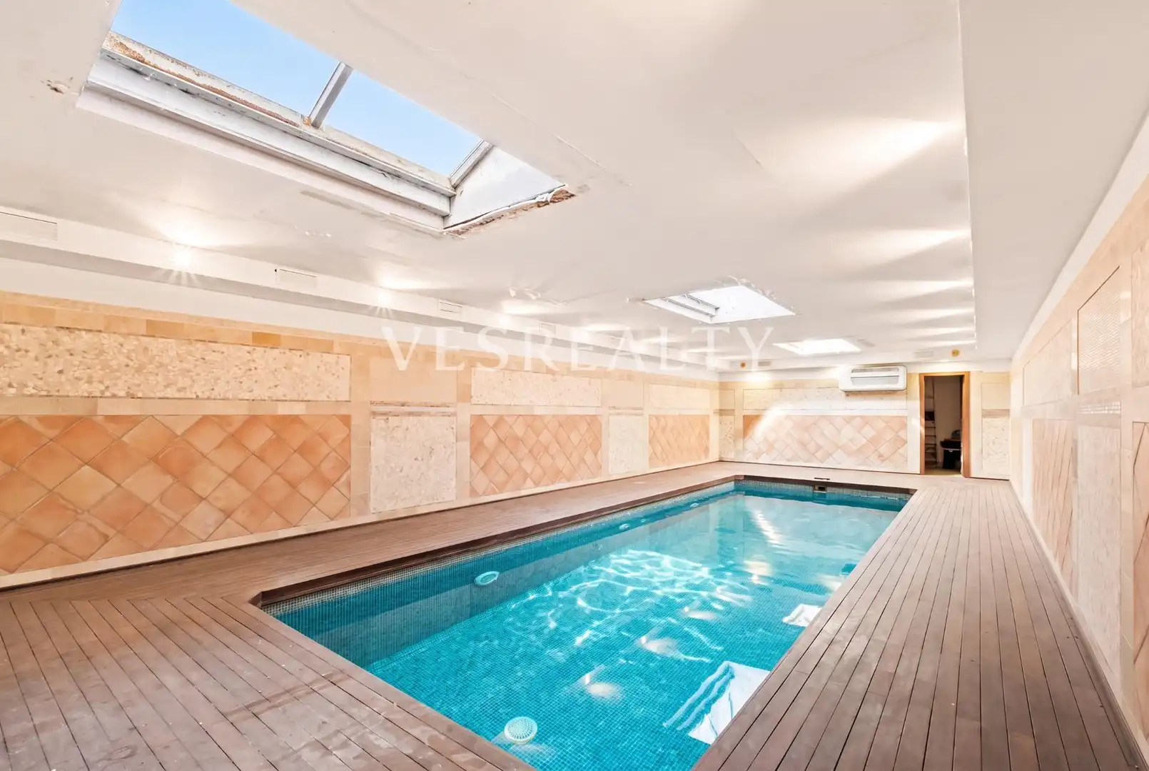 Piscina de Casa o xalet en venda en Elche / Elx amb Aire condicionat, Calefacció i Jardí privat