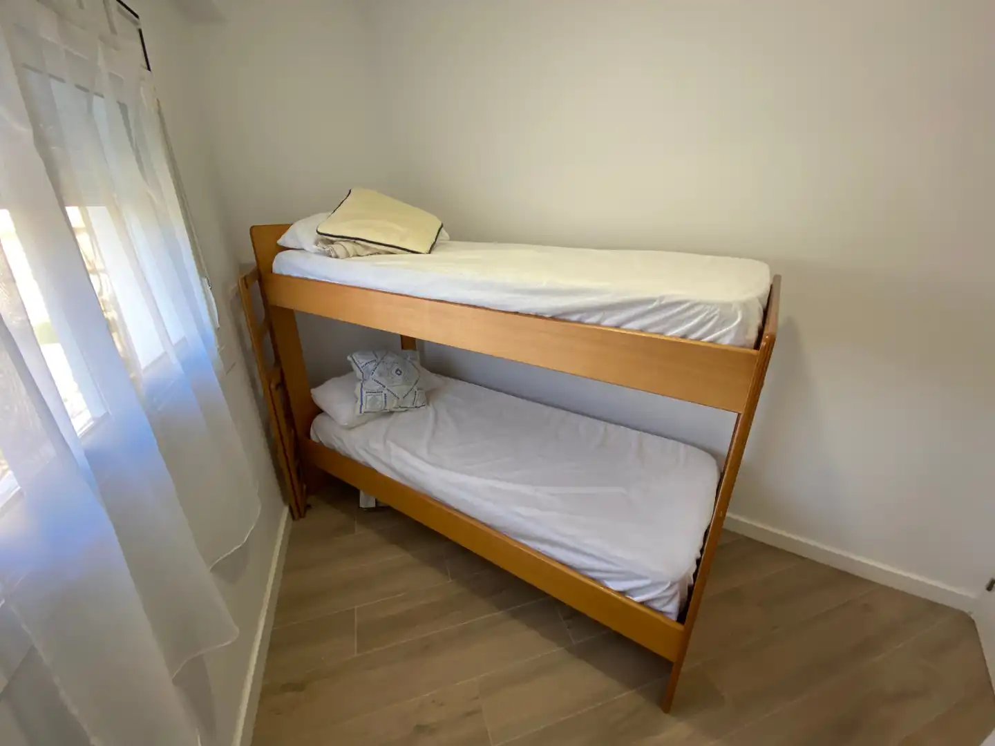 Habitación de Apartamento en venta en Calonge i Sant Antoni con Terraza, Amueblado y Horno