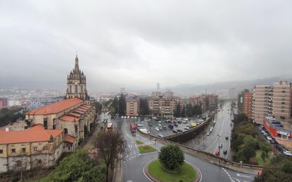 Vista exterior de Pis en venda en Bilbao  amb Aire condicionat, Calefacció i Traster