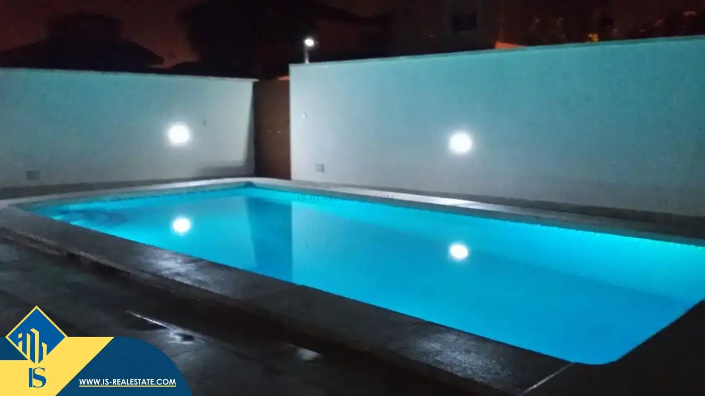Schwimmbecken von Haus oder Chalet zur Miete in Torrevieja mit Klimaanlage, Terrasse und Schwimmbad