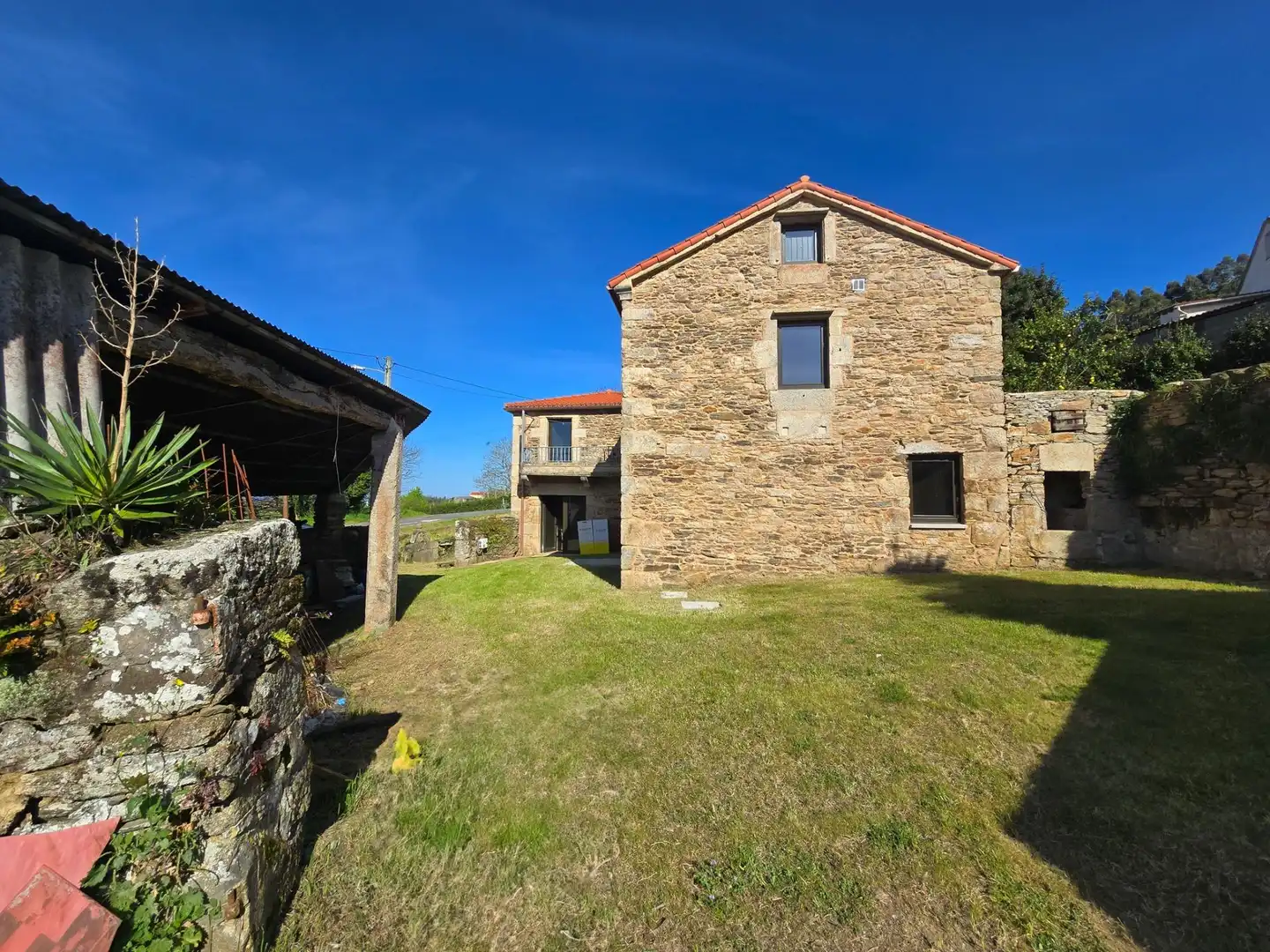 Vista exterior de Casa o chalet en venta en Paderne con Calefacción y Balcón