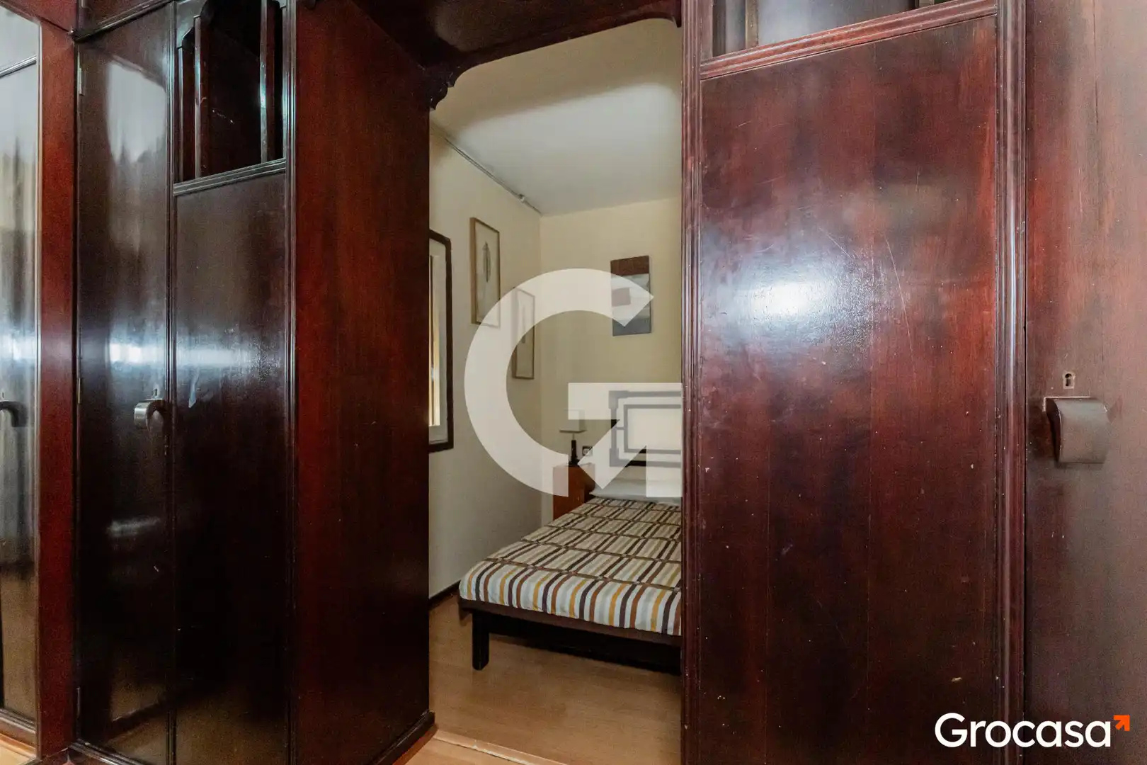 Bedroom of Flat for sale in Cornellà de Llobregat  with Air Conditioner, Storage room and Oven
