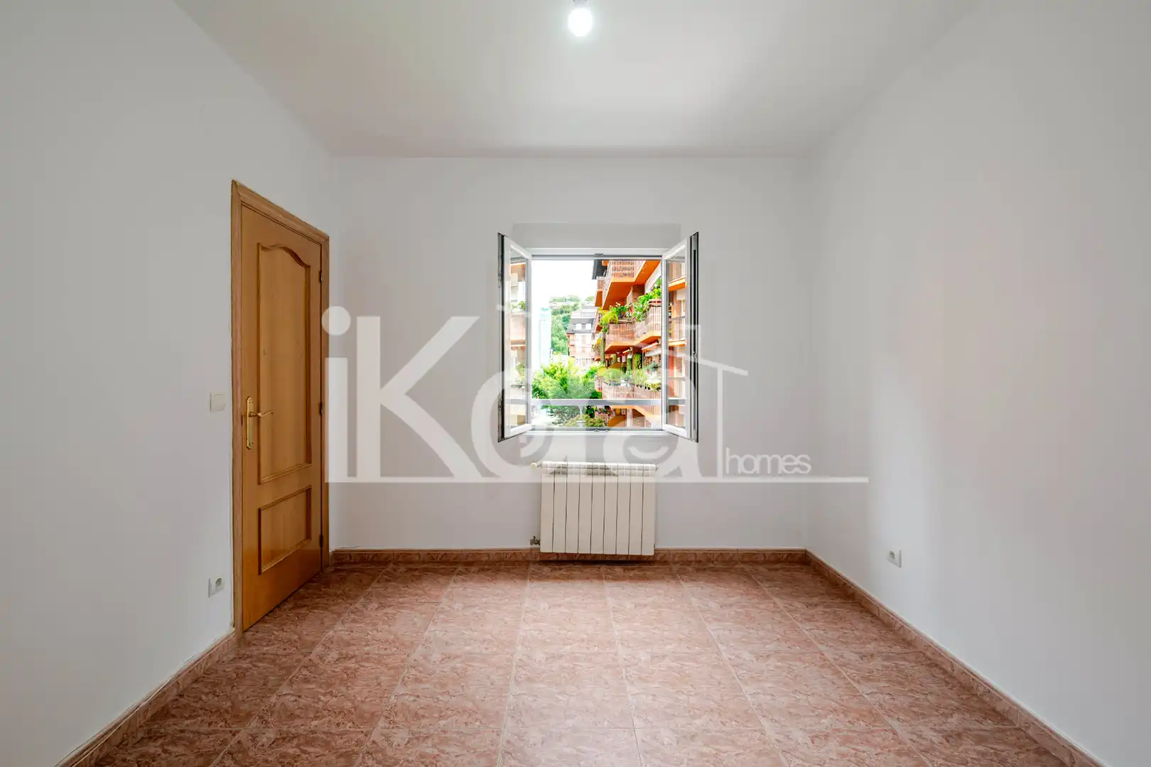 Bedroom of Flat for sale in Donostia - San Sebastián   with Heating, Storage room and Oven