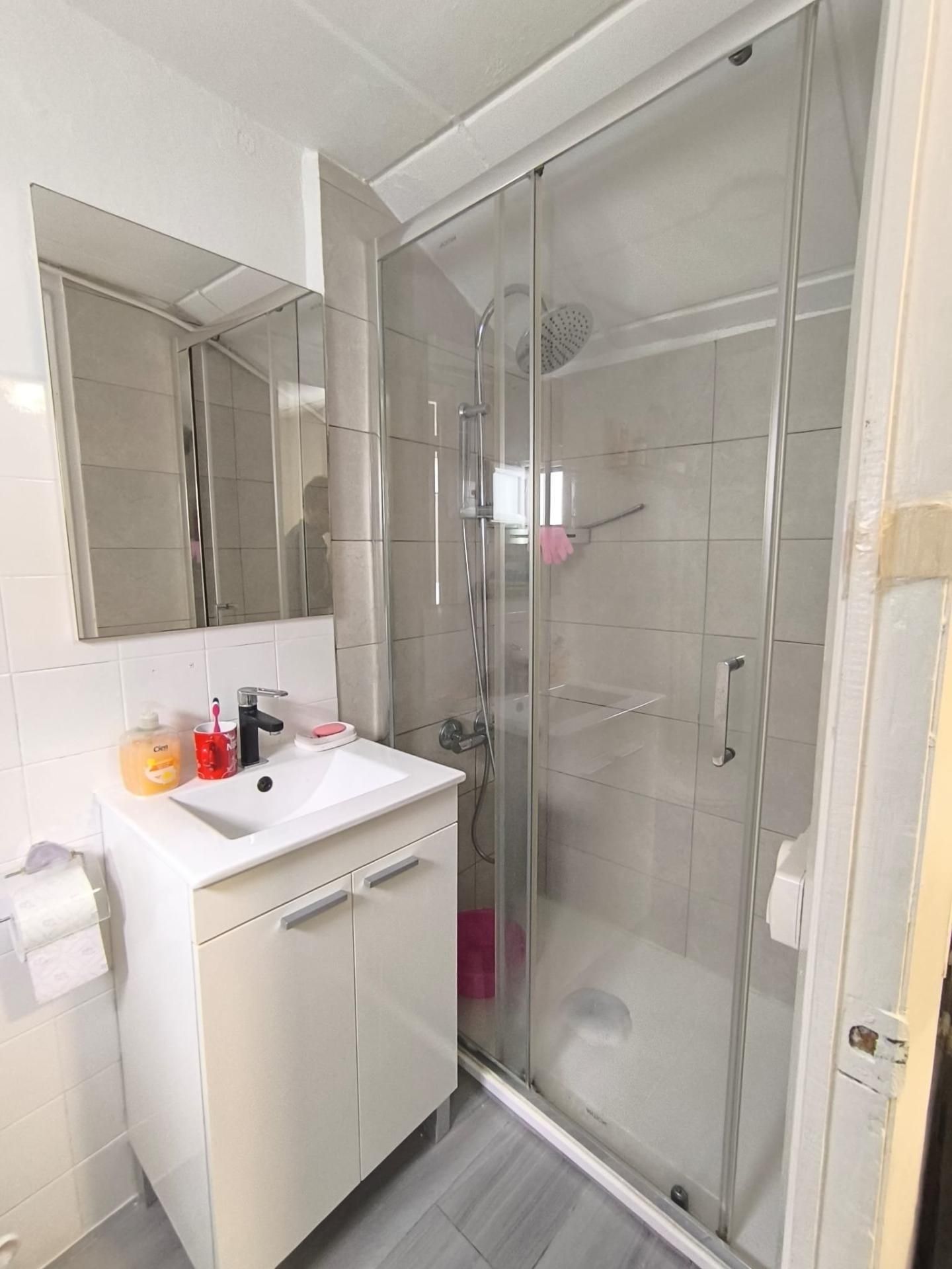 Bathroom of Attic for sale in Vigo   with Heating