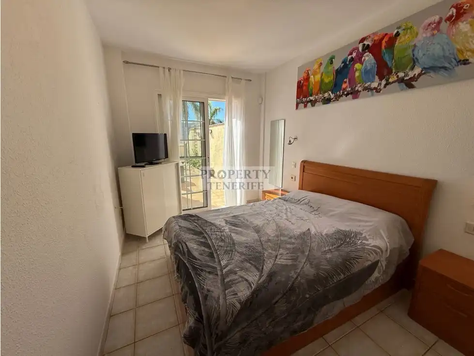 Schlafzimmer von Wohnungen zum Verkauf in Arona mit Terrasse, Schwimmbad und Möbliert