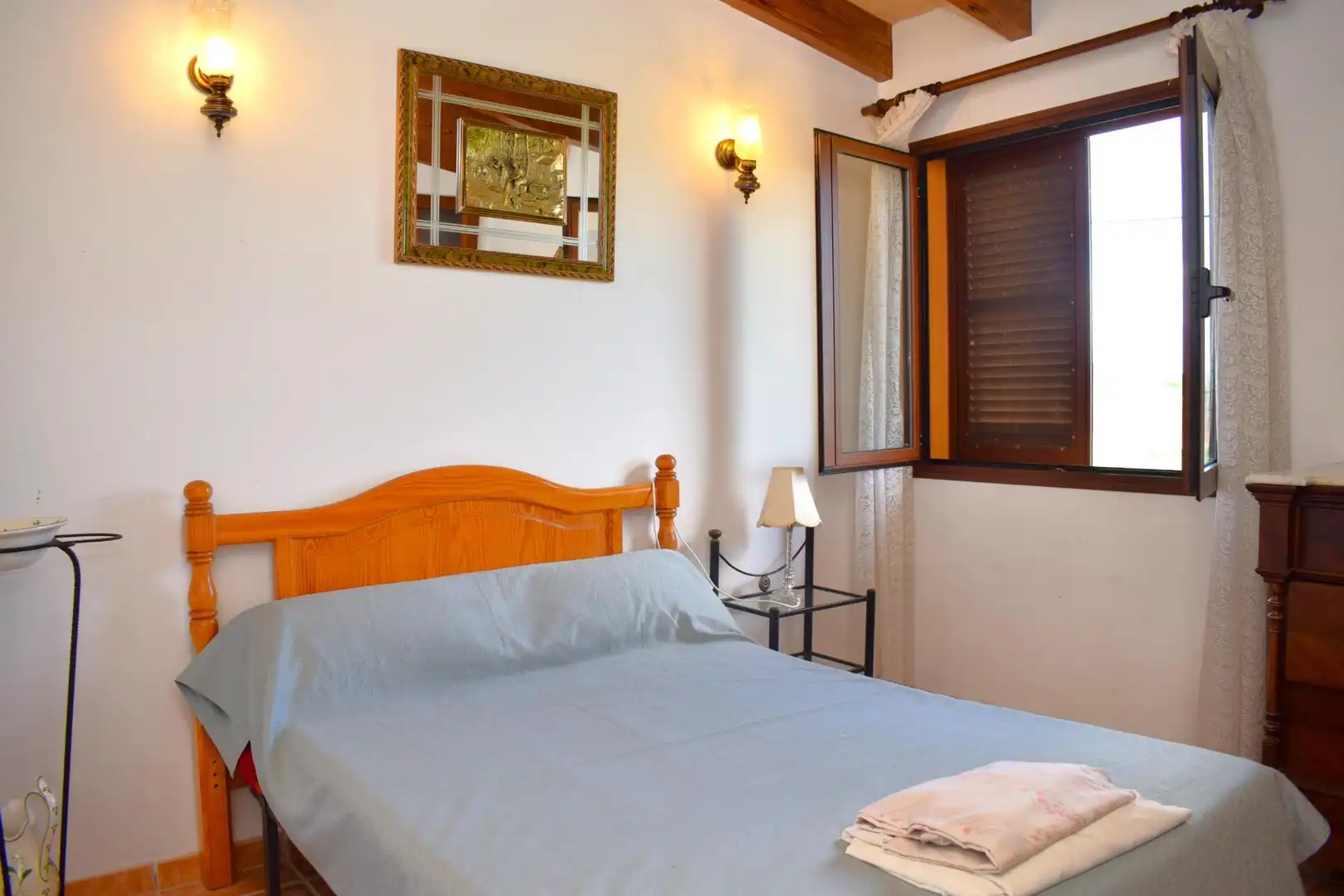 Schlafzimmer von Country house zur Miete in Sa Pobla mit Privatgarten, Terrasse und Möbliert