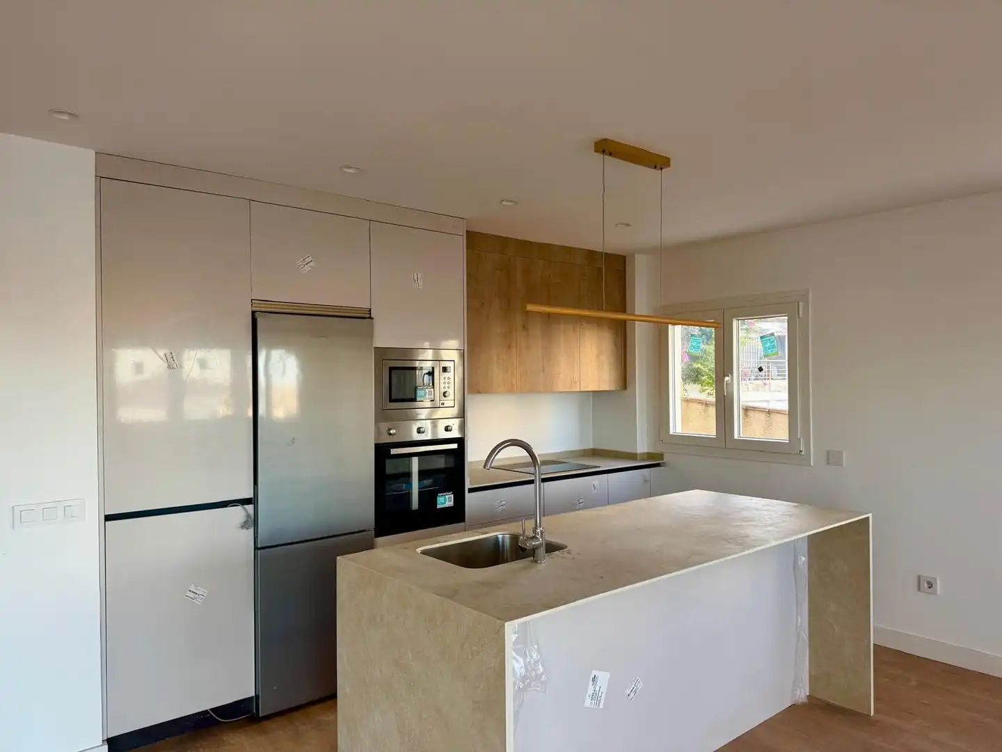 Küche von Maisonette zum Verkauf in Torremolinos mit Klimaanlage, Terrasse und Abstellraum