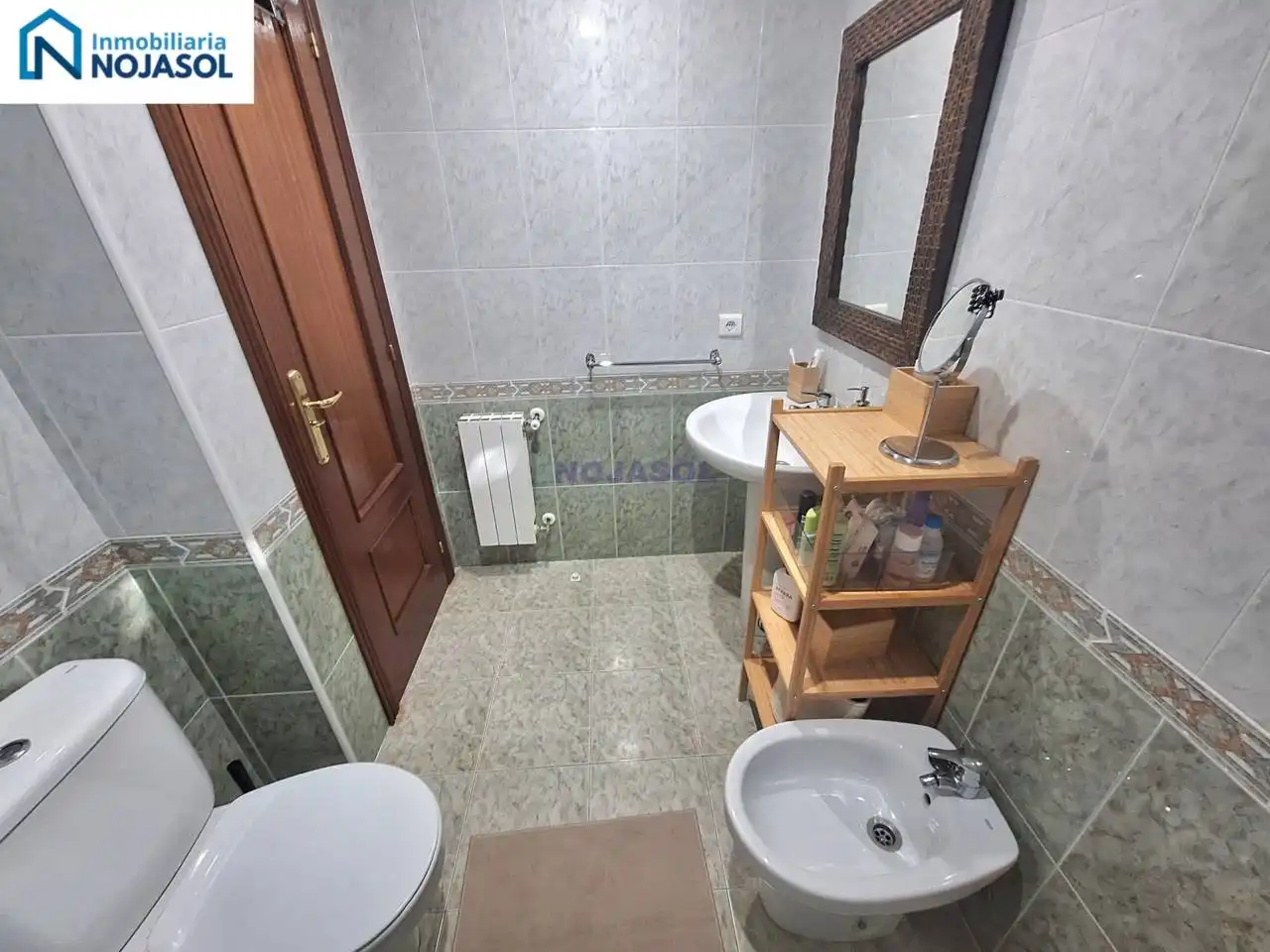 Baño de Apartamento de alquiler en Noja con Calefacción, Terraza y Amueblado