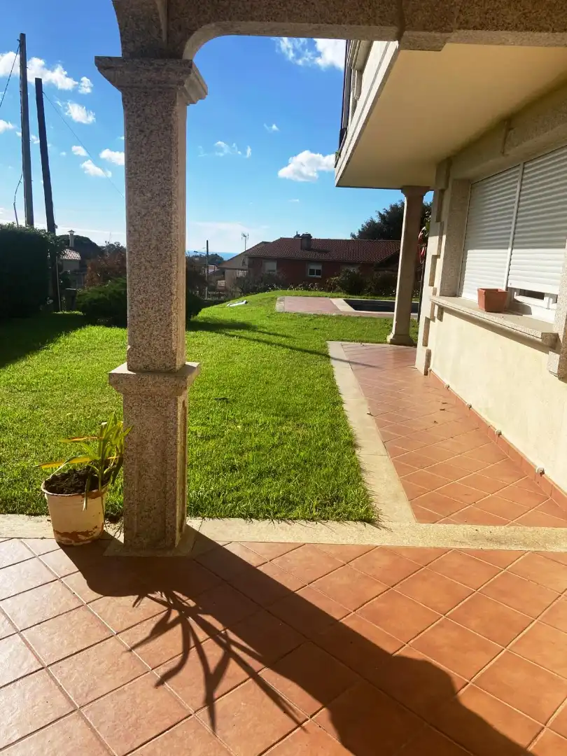 Jardí de Casa o xalet de lloguer en Cangas  amb Calefacció, Jardí privat i Terrassa