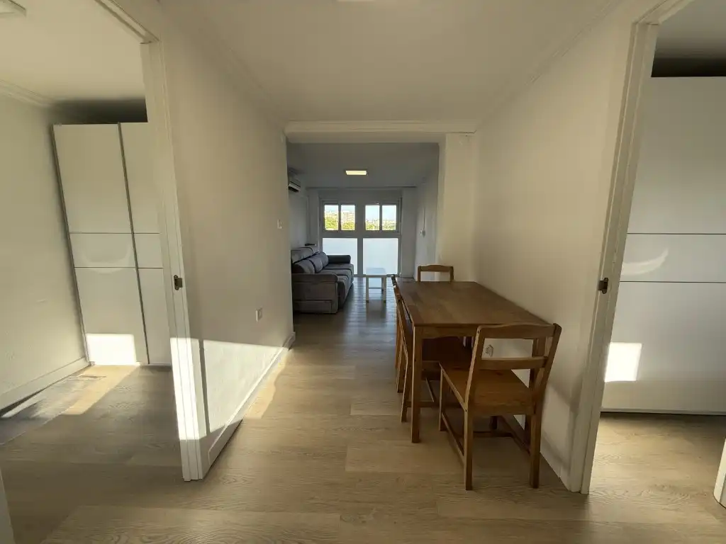 Dining room of Flat for rent in Sevilla  with Air Conditioner