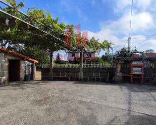 Vista exterior de Casa o xalet en venda en Paderne de Allariz amb Jardí privat, Terrassa i Traster