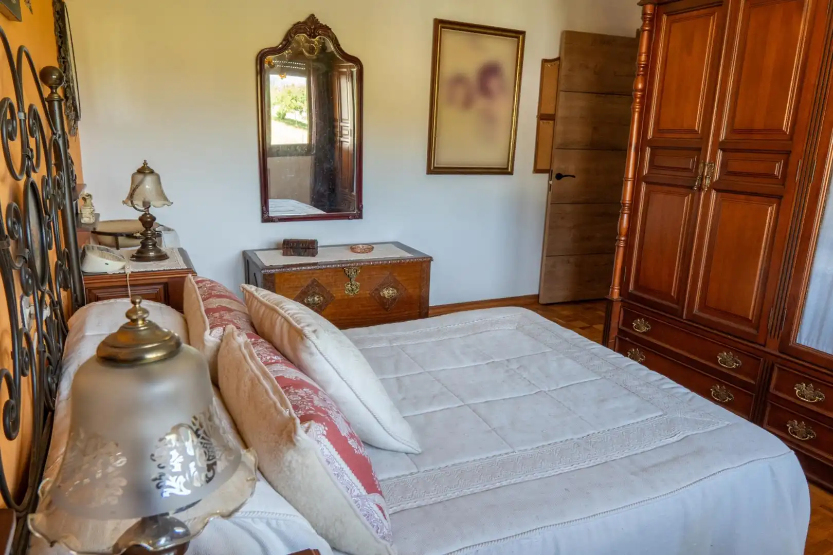 Dormitori de Casa o xalet en venda en Gijón  amb Calefacció, Jardí privat i Terrassa
