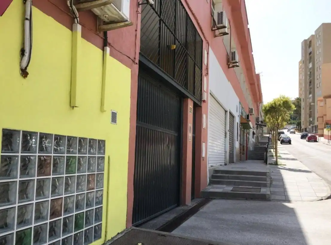 Exterior view of Garage for sale in Algeciras