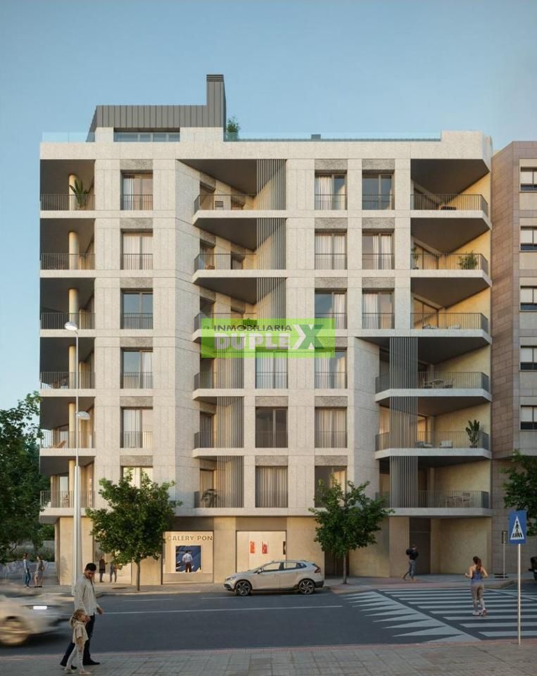 Vista exterior de Apartament en venda en Pontevedra Capital  amb Calefacció, Terrassa i Domòtica