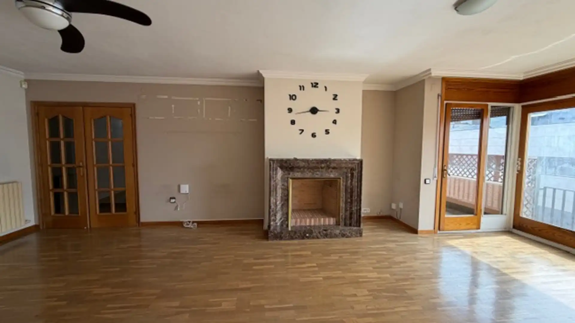 Sala d'estar de Pis en venda en Terrassa amb Calefacció, Forn i Balcó