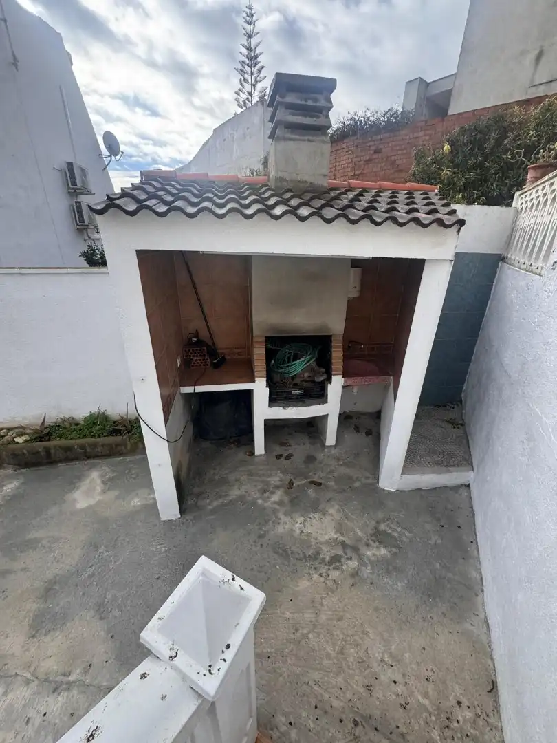 Vista exterior de Casa adosada en venta en Vinaròs con Aire acondicionado, Jardín privado y Terraza