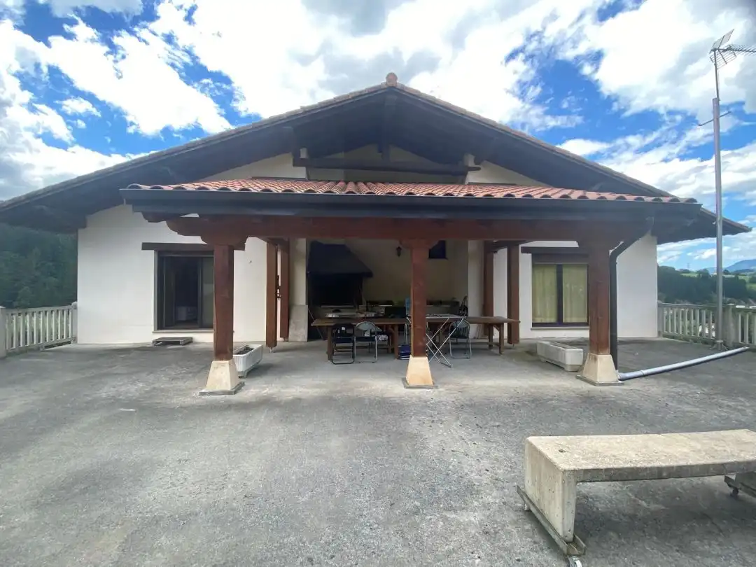Vista exterior de Casa o chalet en venta en Idiazabal con Calefacción, Terraza y Amueblado