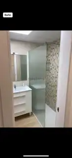 Baño de Piso de alquiler en Málaga con Aire acondicionado, Terraza y Amueblado